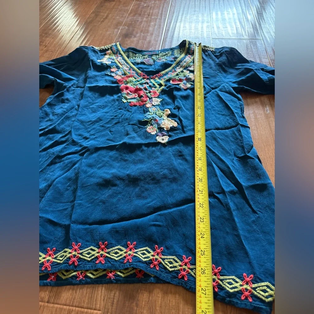 Johnny Was Embroidered Floral Blue Tunic Top Size: M - Picture 7 of 8